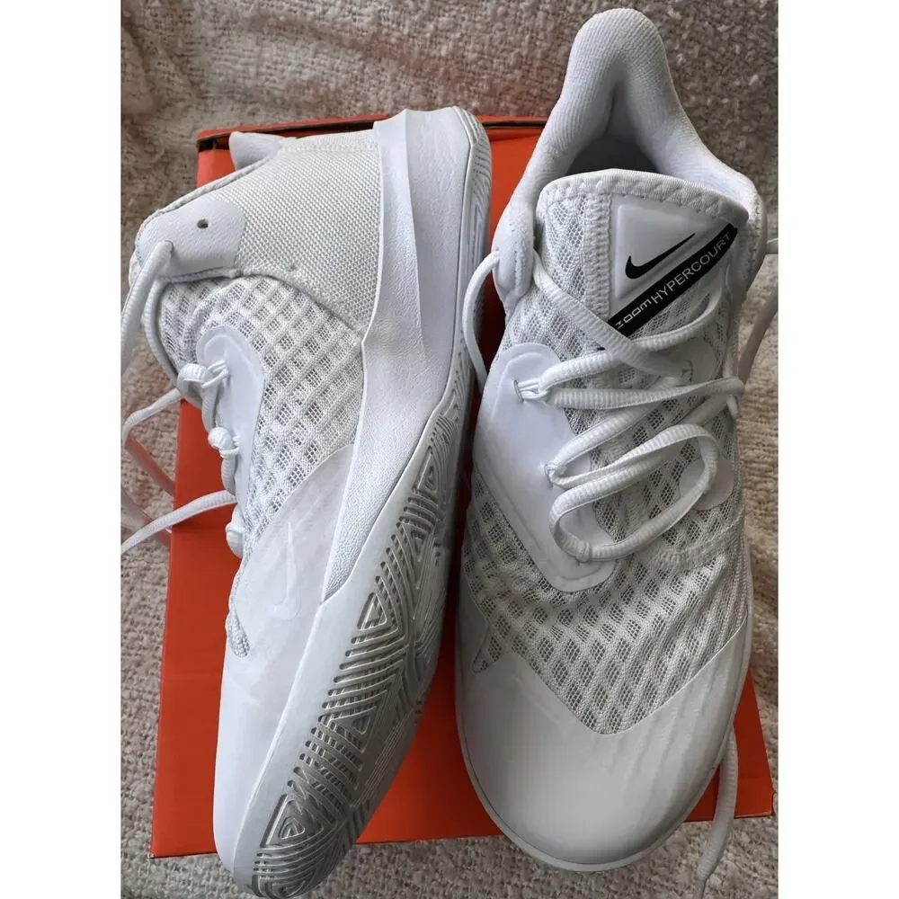 Nike zoom hyperspeed